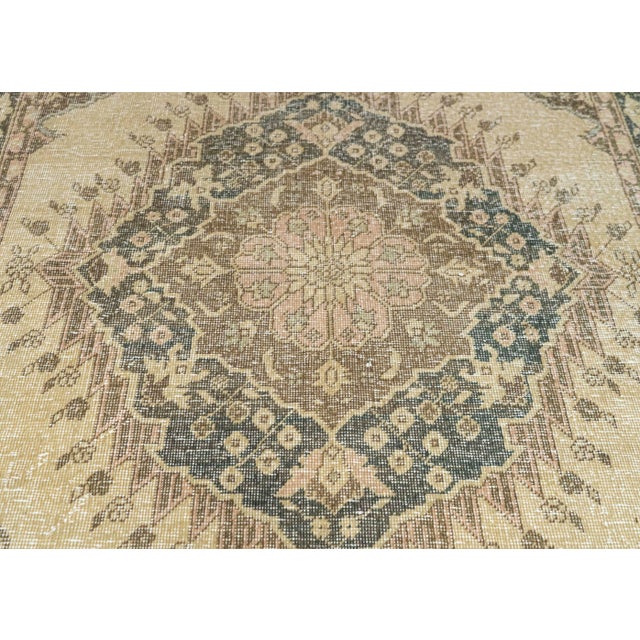 Turkish Vintage Rug 5' x 13'8" #21121 For Sale - Image 4 of 8