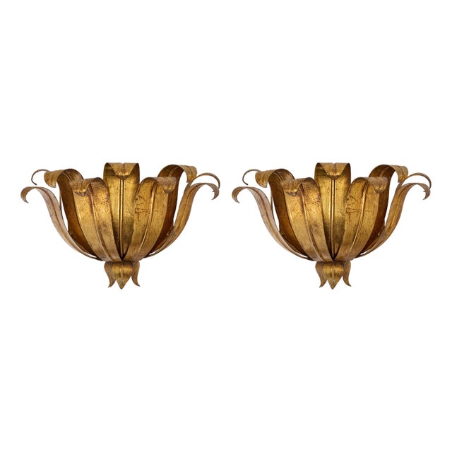 Italian Mid-Century Gilt Metal Floral Wall Sconce For Sale