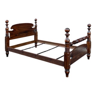 1980s Ethan Allen Old Tavern Antiqued Pine Traditional Full Size Cannonball Bed (12-5600) For Sale