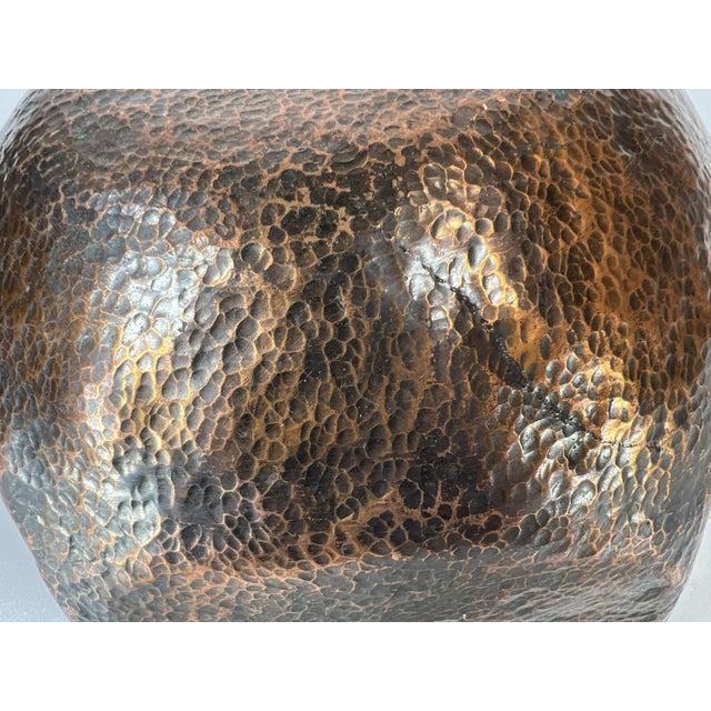 Mid 19th Century Arts & Crafts Hand Hammered Raised Copper Bowl Large Art Deco MCM Brutalist For Sale - Image 9 of 18
