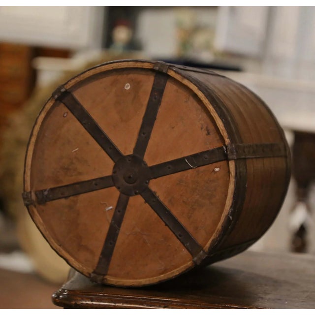 19th Century French Wood and Iron Double Decaliter Grain Measure For Sale - Image 9 of 9