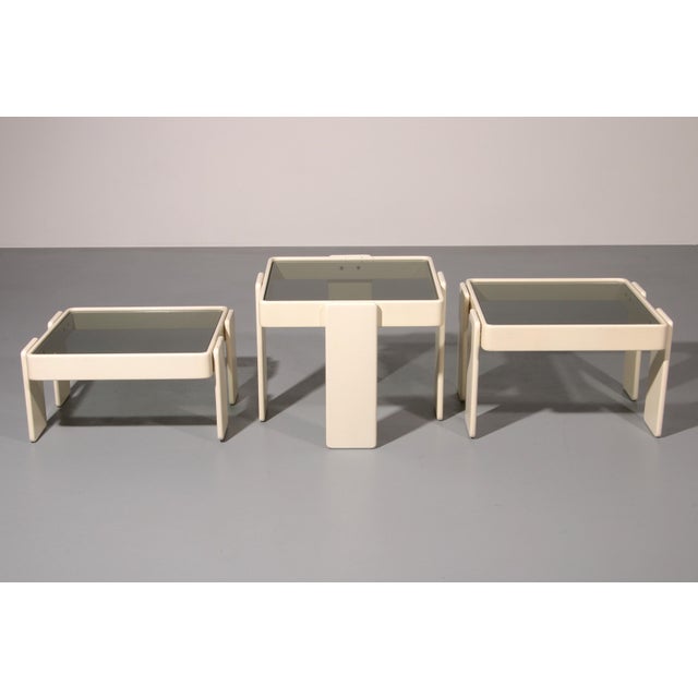 Off-White Lacquered Stacking Tables by Gianfranco Frattini for Cassina, 1970, Set of 3 For Sale - Image 10 of 15