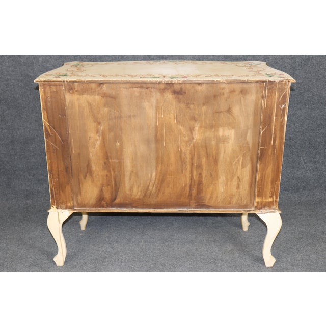 1950s Vintage Italian Venetian Style Creme Painted Decorated and Gilt Commode C. 1950s For Sale - Image 5 of 14