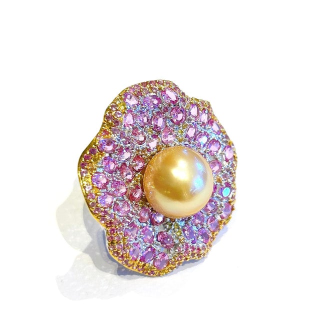 English Bochic “Orient” Vintage South Sea Pearl & Pink Sapphire Ring Set 18K Gold & Silver For Sale - Image 3 of 7