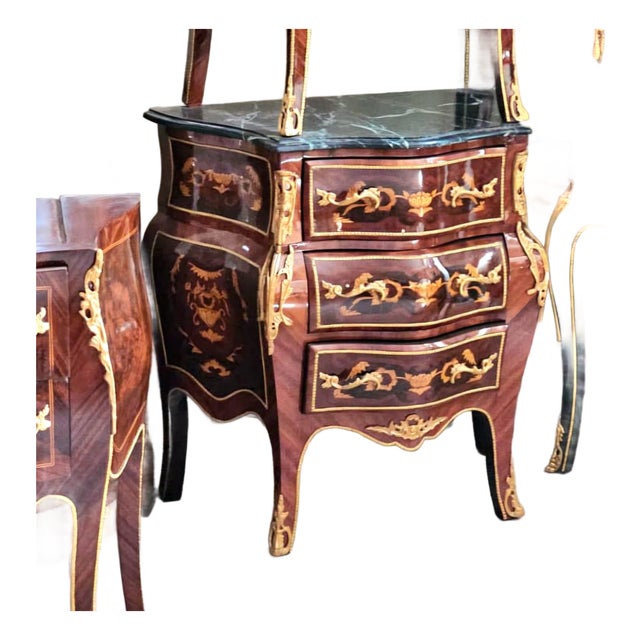Louis XV Marble Top Commode – Elegant Bombe Chest With Three Drawers For Sale