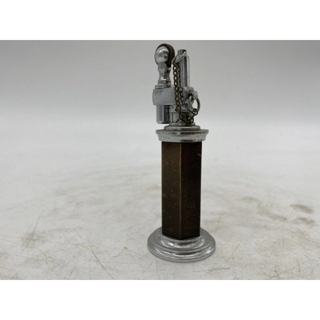 1930s 1930s Green and Silver "Column" Petrol Table Chain Lighter by Daltis For Sale - Image 5 of 7