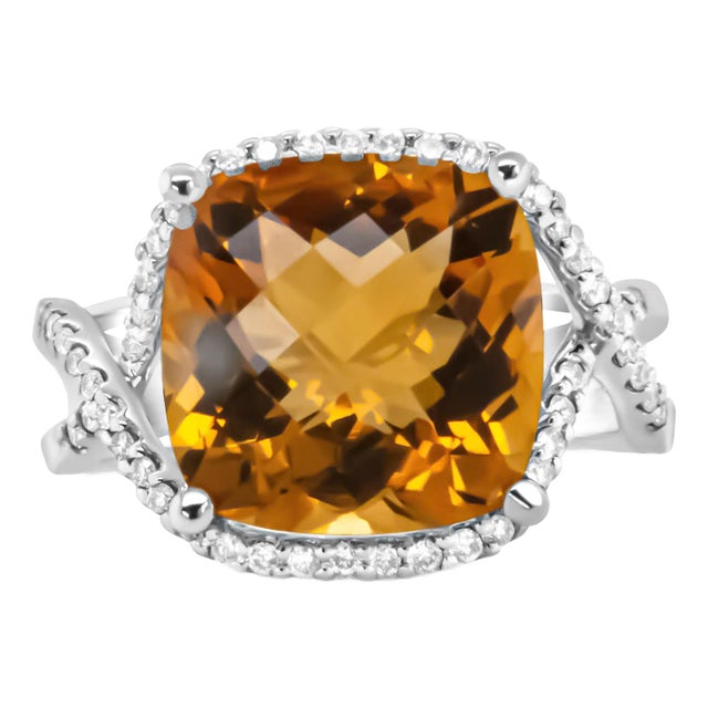 14K White Gold 12mm Cushion Cut Yellow Citrine Gemstone and 1/3 Cttw Round Pave-Set Diamond Ring - (H-I Color, VS1-VS2 Clarity)- Size 6.5 For Sale