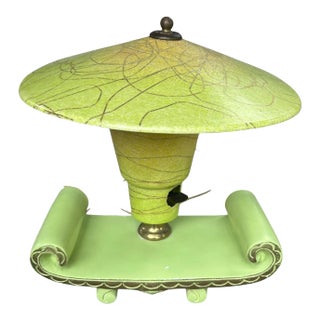 Vintage 50's Atomic Green Fiberglass Scribble Asian Pagoda Tv Lamp For Sale
