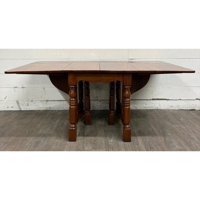 Vintage Early American Colonial Revival Willam & Mary Style Walnut Dining Table For Sale - Image 4 of 14