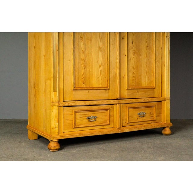 Wood Art Nouveau Wardrobe in Pine For Sale - Image 7 of 18