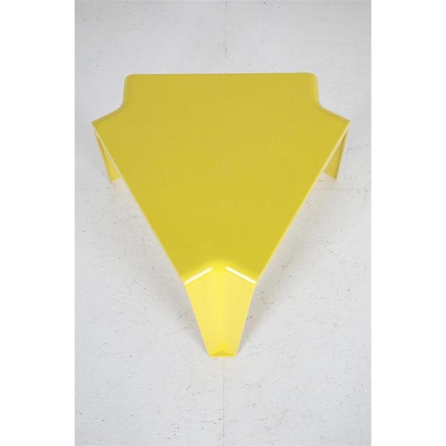 Space Age Yellow Side Table by Helmut Bätzner for Bofinger, GRP, 1973 For Sale - Image 6 of 16