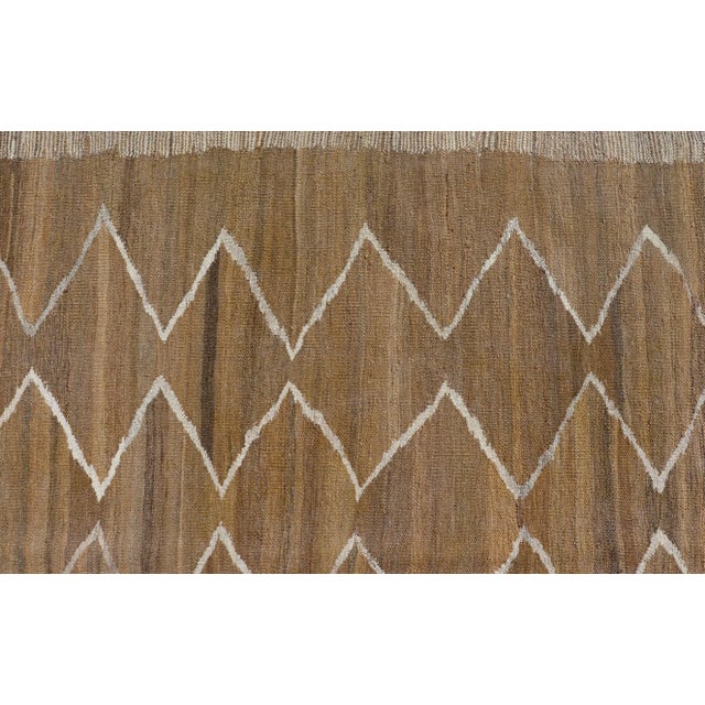 Goldenrod 2020s Hand-Woven Flatweave Kilim in Wool With Sub-Geometric Design in Marigold & Ivory For Sale - Image 8 of 13