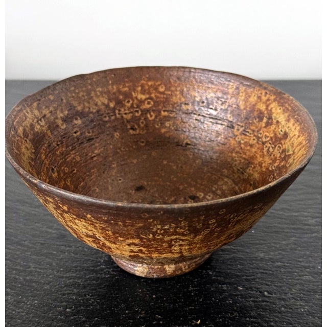 Ceramic Fine Korean Ceramic Kugibori Irabo Chawan with Oil Drop Glaze For Sale - Image 7 of 18