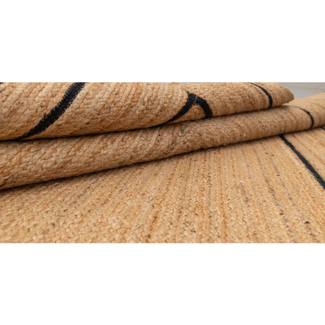 Black Natural Jute Wave Scallop Rug 2.5x8 Ft. For Sale - Image 11 of 12