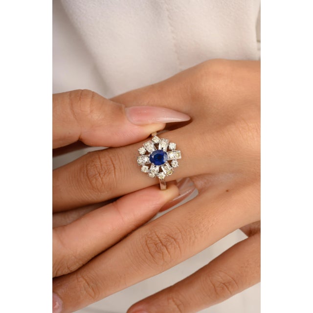 14k White Gold Floral Halo Diamond Blue Sapphire Princess Ring Size 7 For Sale - Image 4 of 12