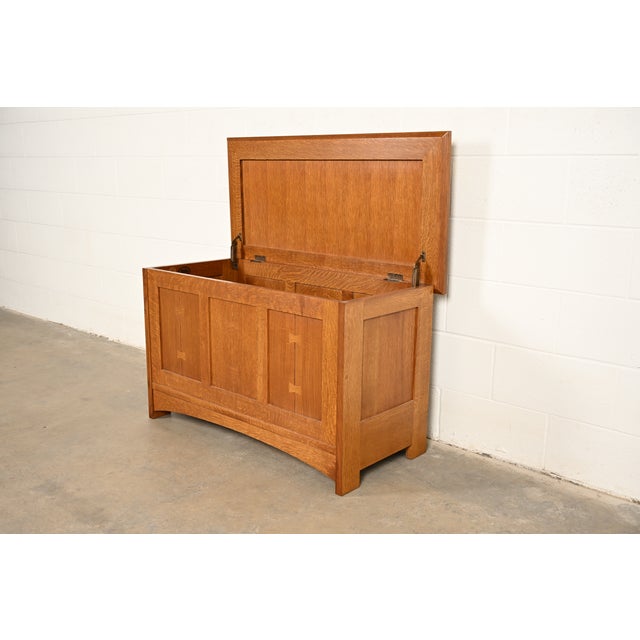 Wood Stickley Harvey Ellis Collection Mission Arts & Crafts Inlaid Oak Blanket Chest For Sale - Image 7 of 18
