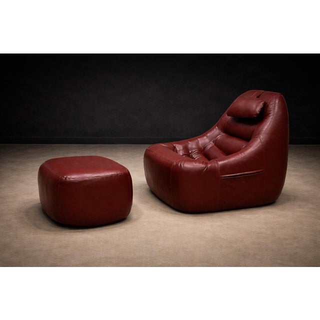 Textile MP-113 Lounge Chair with Ottoman in Original Faux Leather by Percival Lafer, Brasil, 1970s - Lot 571A For Sale - Image 7 of 17