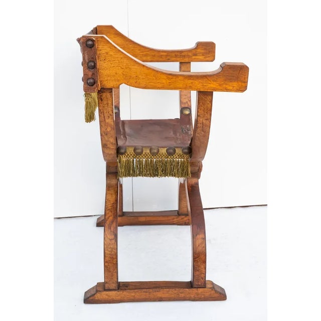 Brown Savonarola Chair, 1900s For Sale - Image 3 of 11