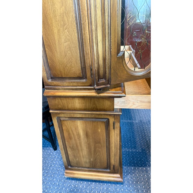 Karges Furniture Breakfront China Cabinet, Circa 1980s For Sale - Image 18 of 18