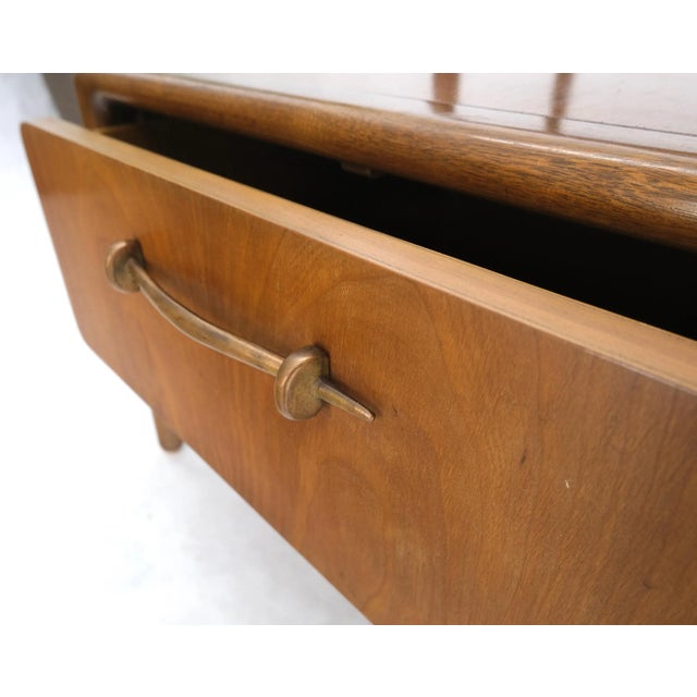 Henredon Solid Walnut Sculptural Two Tier One Drawer Step Side Table For Sale - Image 6 of 13