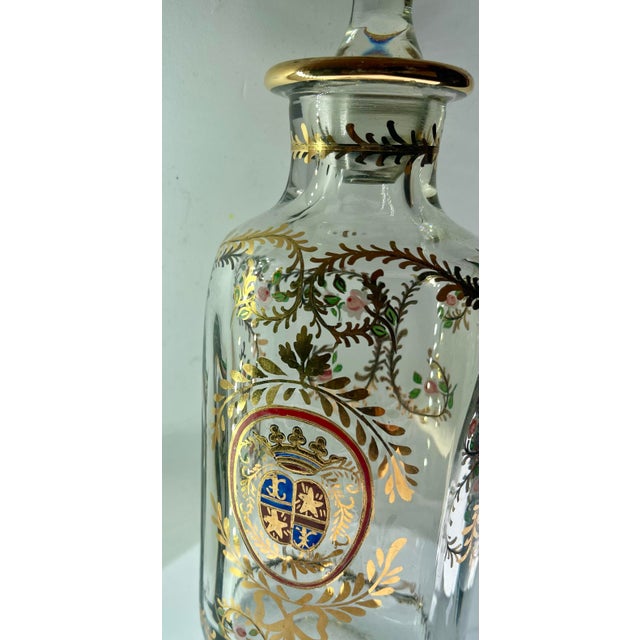 Crystal Perfume Bottle With Its Flower Stopper and Heraldic Coat of Arms 1850 France For Sale - Image 4 of 12