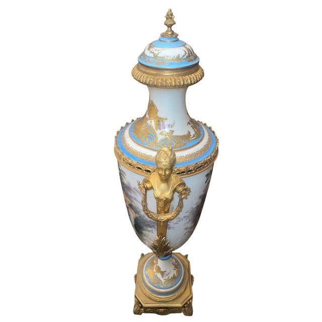 19th Century Sèvres Porcelain Urn With Gilt Bronze Mounts For Sale In Los Angeles - Image 6 of 7
