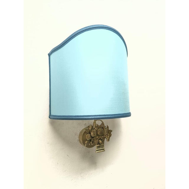 1950s Fabric Fan Sconce with Cast Fruit Decoration, 1950s For Sale - Image 5 of 7