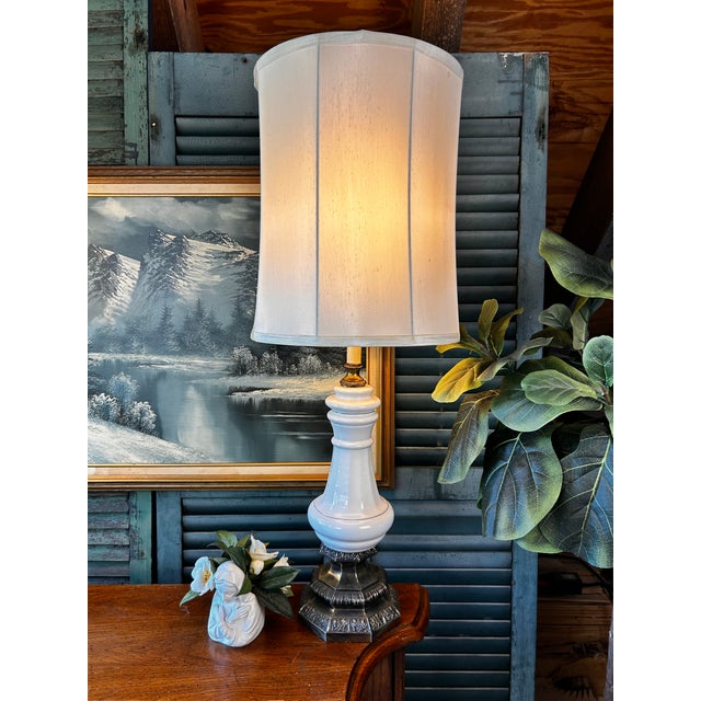 Mid-Century Modern Vintage Honi Chilo Ceramic Lamps With Brass Base - a Pair For Sale - Image 3 of 14