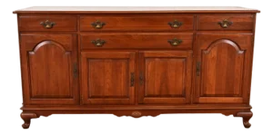 Ethan Allen American Colonial Solid Cherry Wood Sideboard Credenza, Circa 1970s