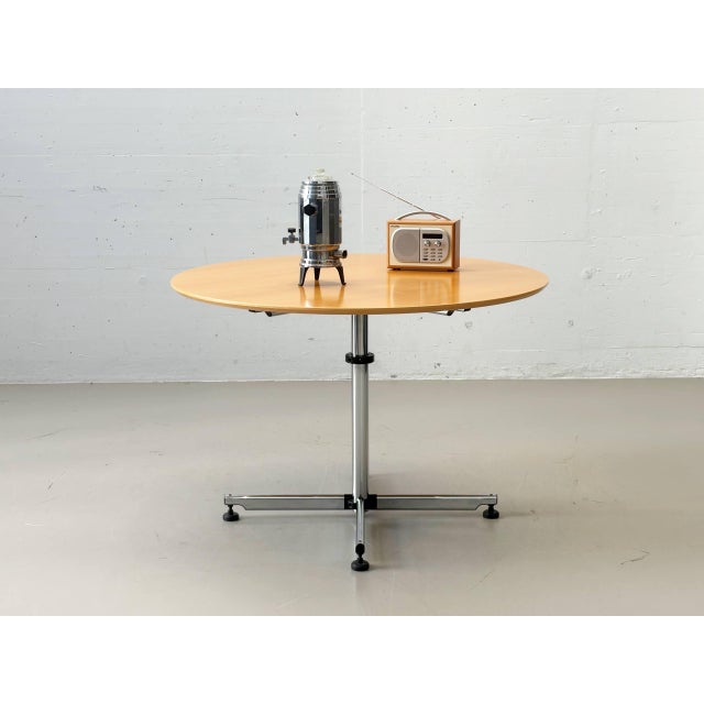 Brown Classic Adjustable Usm Kitos Round Table in Beech from Usm Haller, 1990s For Sale - Image 8 of 14