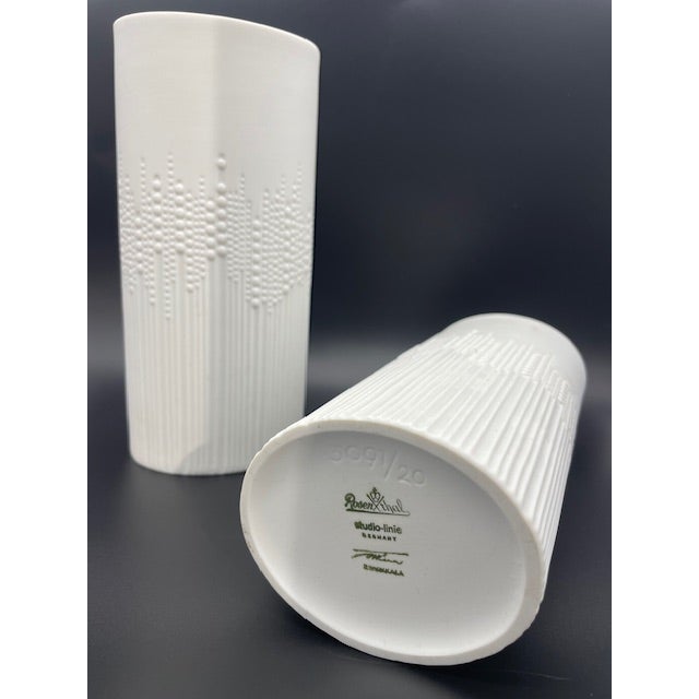 Mid-Century Modern Vintage 1970s Rosenthal White Vases Signed by Tapio Wirkala - a Pair For Sale - Image 3 of 9