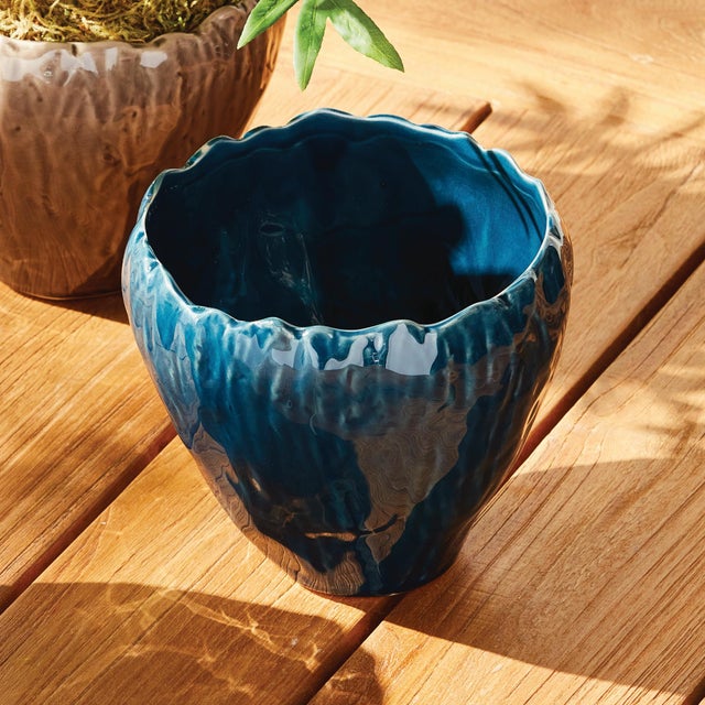 Kenneth Ludwig Chicago Evelyn Pot Large For Sale - Image 4 of 4