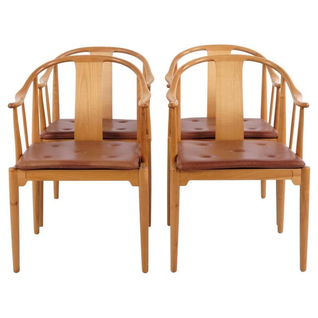 China Chairs FH 4283 in Cherry Wood with Leather by Hans J. Wegner for Fritz Hansen, 1970s, Set of 4 For Sale - Image 16 of 16