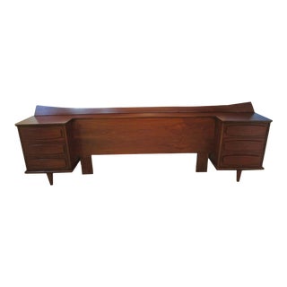 1960s Mid-Century Modern American of Martinsville Headboard With Attached Nightstands For Sale