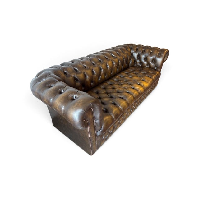 Vintage Chesterfield Three-Seater Sofa in Brown Leather, England, 1980s For Sale - Image 3 of 10