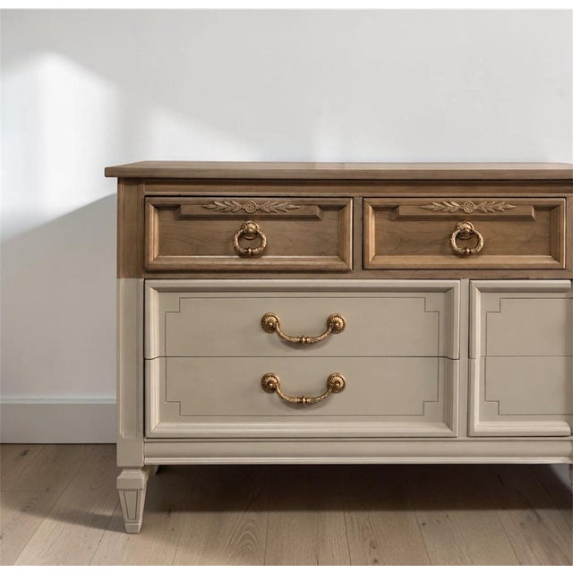 1970s Refinished Elegant Hollywood Regency Dixie Furniture Dresser in Cream & Natural Oak Tones For Sale In Seattle - Image 6 of 10