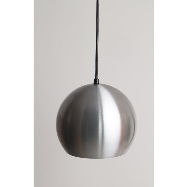 Silver Space Age Aluminum Ball Lamp, 1960s For Sale - Image 8 of 11
