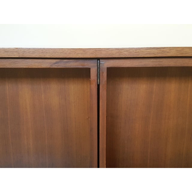 Italian Walnut Coffee Table from Bernini, 1960s For Sale - Image 10 of 18