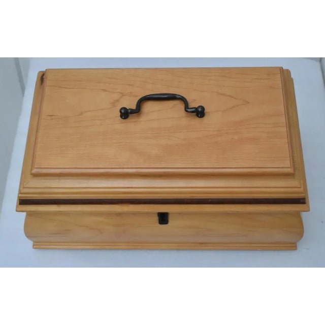 Wood 1990s Korean Maple Traditional Jewelry Box with Fitted Interior and Inlaid Rosewood For Sale - Image 7 of 13