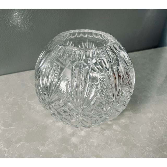Transparent VTG 1980’s Large Clear Cut Lead Crystal Rose Bowl For Sale - Image 8 of 8