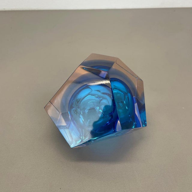 Murano Glass Faceted Diamond Sommerso Bowl by Flavio Poli, Italy, 1970s For Sale - Image 17 of 18