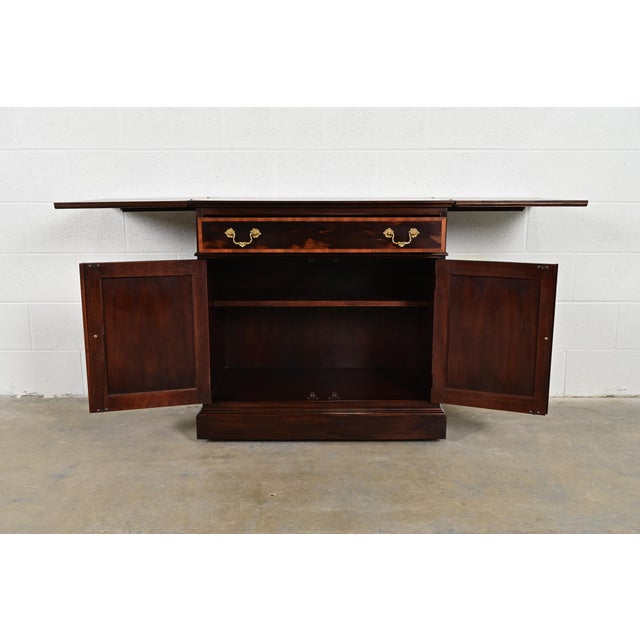 Stickley Georgian Flame Mahogany Flip Top Buffet Server or Bar Cabinet For Sale - Image 9 of 13