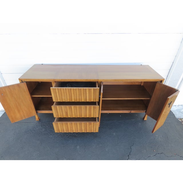 John Widdicomb Mid Century Two Part Sideboard Display Shelves Bookcase 6417 For Sale - Image 12 of 18
