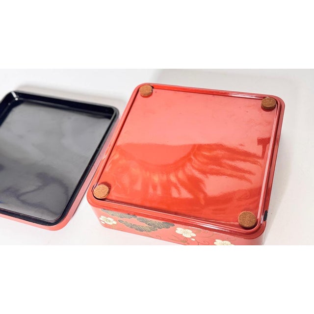 20th Century Black and Orange - Red Color Box in Lacquered Wood, Vietnam For Sale - Image 4 of 13