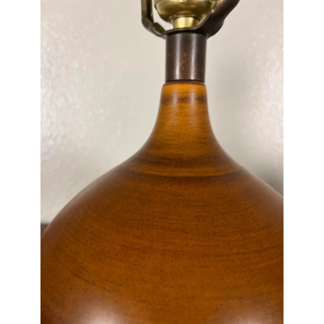 Pair of Medium Brown Ceramic Bulb Table Lamps | by Lotte and Gunnar Bostlund For Sale - Image 9 of 11