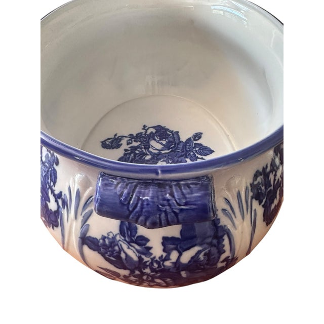 Large 1940s Blakeney Ironstone Staffordshire English Blue and White Footbath For Sale - Image 10 of 12