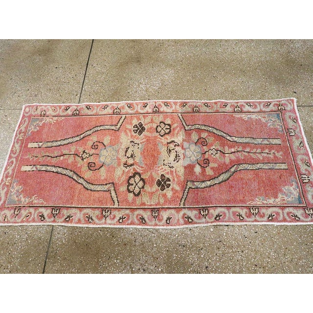 Galerie Shabab Collection Mid-20th Century Turkish Oushak Throw Rug For Sale - Image 4 of 6