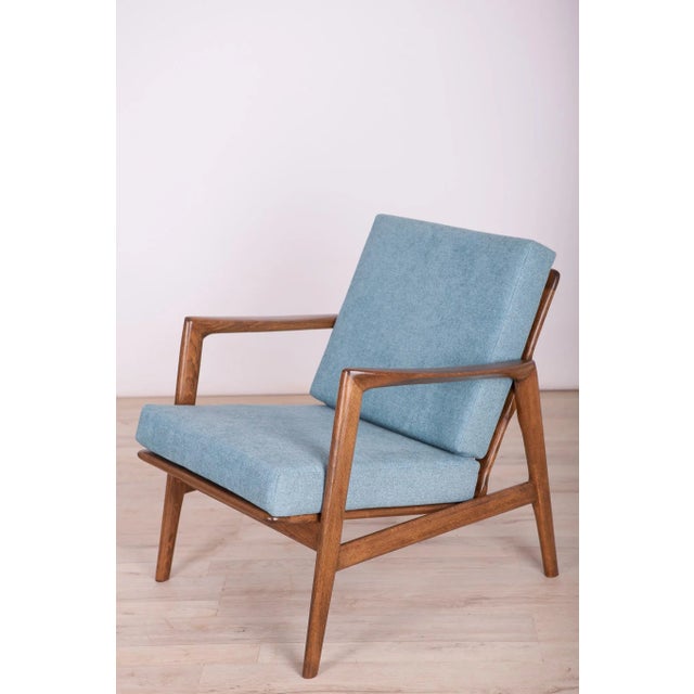 300-139 Armchair from Swarzędzka Factory, 1960s For Sale - Image 14 of 14