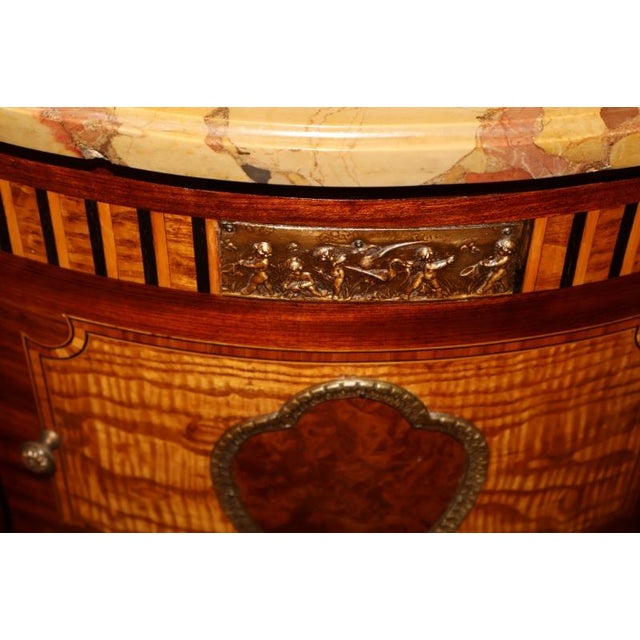 Brown 1920s French Louis XV Style Marble Top Mixed Wood Inlaid End Table Nightstand C 1920 For Sale - Image 8 of 12