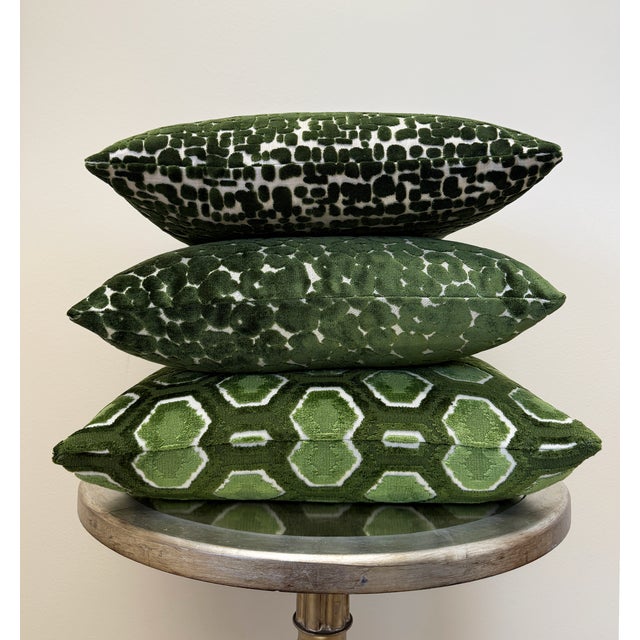 Emerald Leopard 20x20 Velvet Throw Pillow With Feather Down Insert For Sale - Image 4 of 4